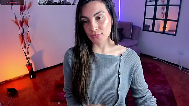 Elizabeth taylor b online show from February 25, 9:46 pm