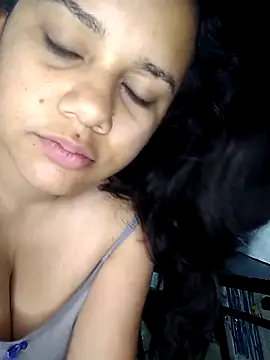  Miaaleon online show from October 31, 9:10 am