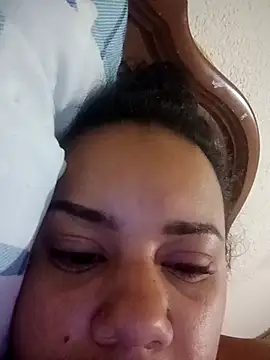  Miaaleon online show from February 21, 9:32 am