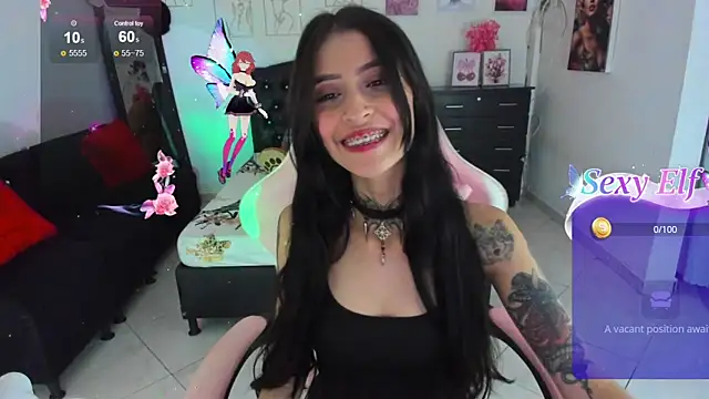 Snapshot of Melanny_lopez18 chatting on June 14, 8:11 pm Melanny lopez18 online show from June 14, 8:11 pm