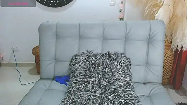 Isabelhot1 online show from February 9, 10:32 pm