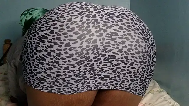 Snapshot of medinahswee chatting on November 23, 10:09 pm medinahswee online show from November 23, 10:09 pm