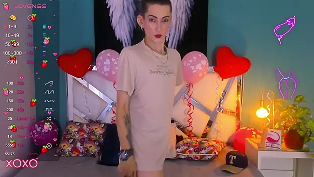 Snapshot of dominic_thailor chatting on February 20, 5:40 pm dominic thailor online show from February 20, 5:40 pm