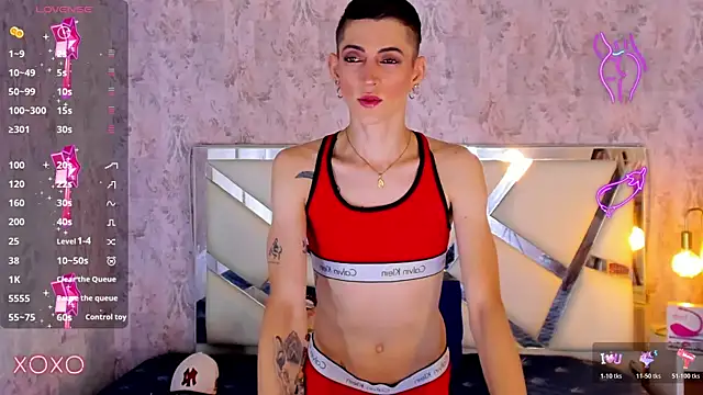 Snapshot of dominic_thailor chatting on January 8, 2:52 pm dominic thailor online show from January 8, 2:52 pm