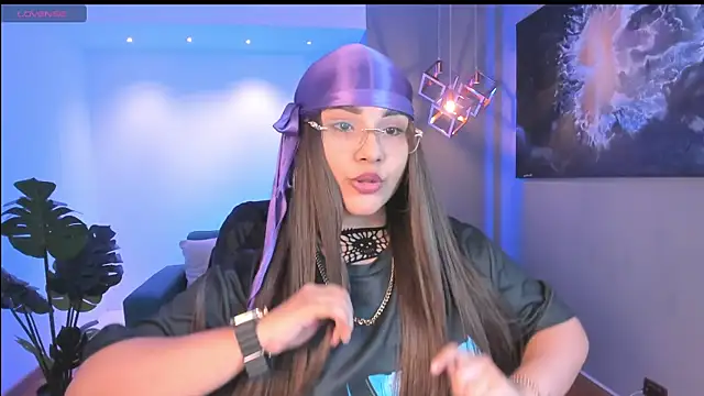 Snapshot of ArigyGomez chatting on April 3, 1:31 pm ArigyGomez online show from April 3, 1:31 pm