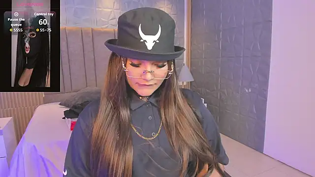 Snapshot of ArigyGomez chatting on April 16, 8:42 pm ArigyGomez online show from April 16, 8:42 pm