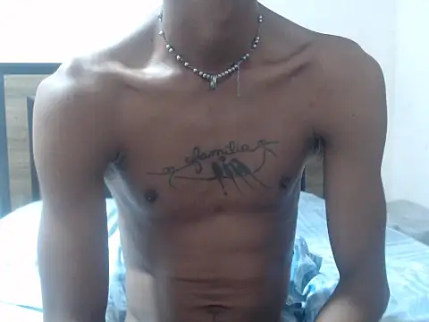 AlbertBigCock online show from December 4, 6:34 am