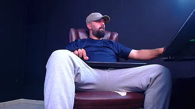 Snapshot of JackEthann chatting on September 10, 5:07 am JackEthann online show from September 10, 5:07 am