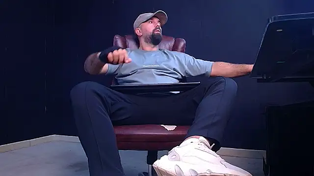 Snapshot of JackEthann chatting on September 27, 4:50 am JackEthann online show from September 27, 4:50 am