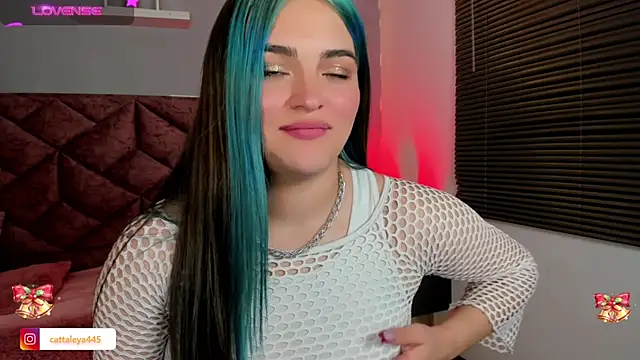 cattaleya    online show from December 16, 11:50 pm