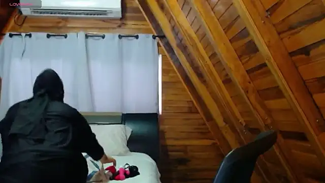 AmbarBurhan online show from November 5, 5:57 pm