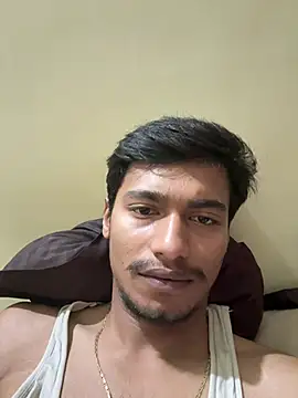 Snapshot of hairydude49 chatting on June 27, 4:39 am hairydude49 online show from June 27, 4:39 am