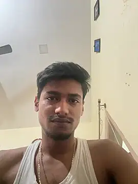 Snapshot of hairydude49 chatting on August 2, 4:00 am hairydude49 online show from August 2, 4:00 am