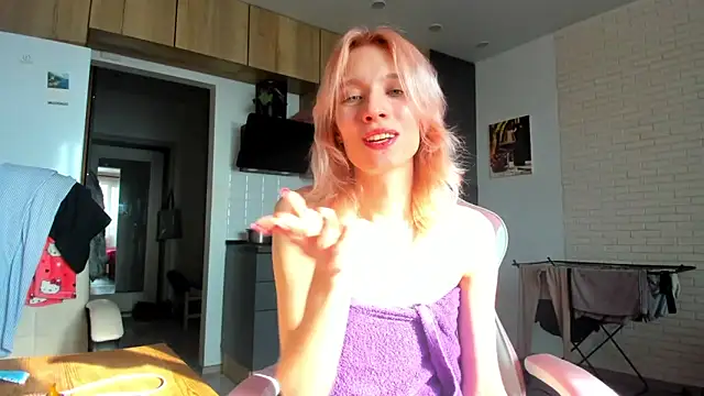  Alice Kitty online show from February 18, 10:22 am