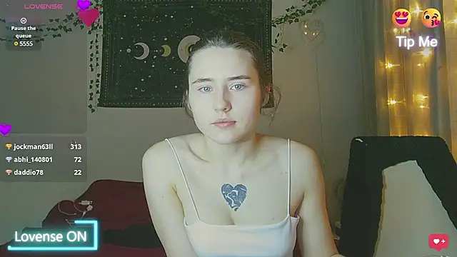 Aurora workerr online show from December 25, 5:26 pm