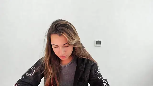 Summmmersky online show from November 10, 1:43 pm