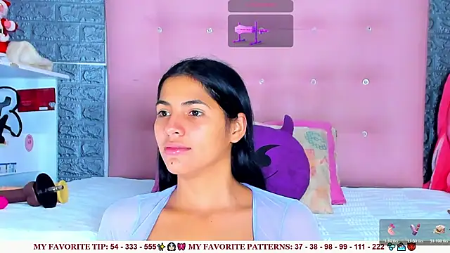 AriannaLewiis online show from January 7, 7:27 pm