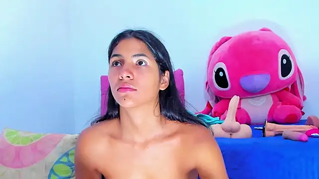 Snapshot of AriannaLewiis chatting on May 25, 7:42 pm AriannaLewiis online show from May 25, 7:42 pm
