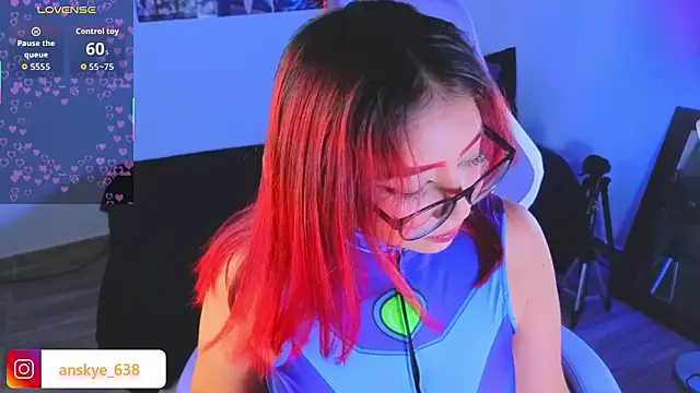 AnngelaSkye online show from February 4, 6:08 am