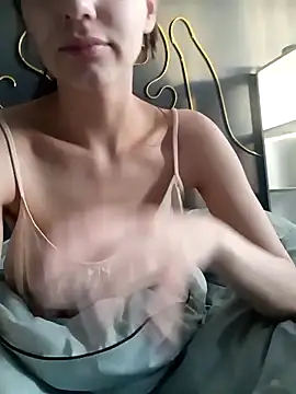 Snapshot of Myotoxis chatting on February 22, 9:45 am Myotoxis online show from February 22, 9:45 am