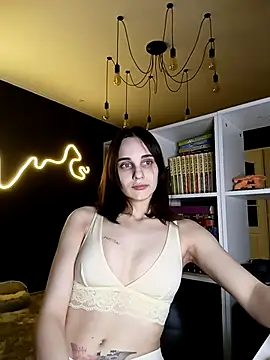 Snapshot of Myotoxis chatting on February 15, 6:04 pm Myotoxis online show from February 15, 6:04 pm