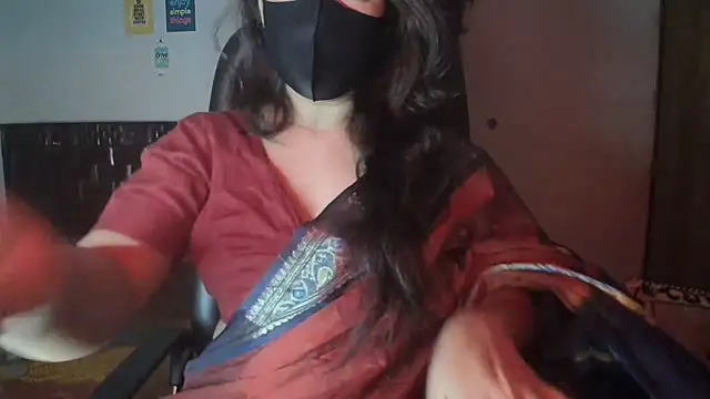 Most-Beautiful-Queen online show from November 18, 7:18 pm