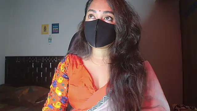 Most-Beautiful-Queen online show from December 14, 7:18 pm