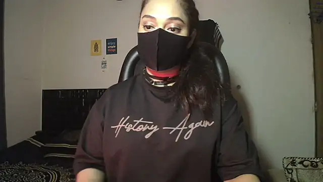 Most-Beautiful-Queen online show from May 1, 8:24 pm