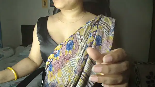 Most-Beautiful-Queen online show from June 7, 7:17 pm