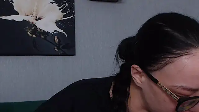 IzabelllNoir online show from February 20, 12:36 pm