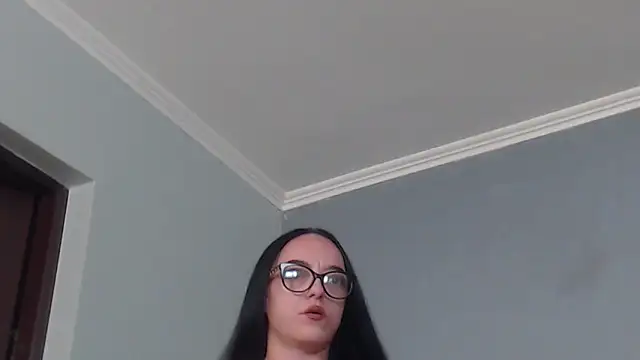 IzabelllNoir online show from April 29, 5:30 pm