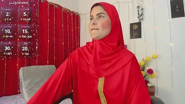 Snapshot of AishaAmin_ chatting on May 13, 12:13 pm AishaAmin online show from May 13, 12:13 pm