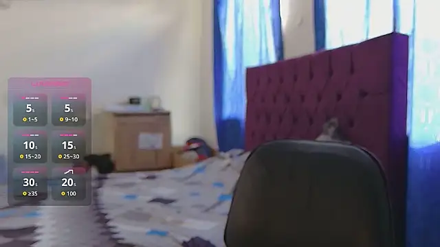 Lucy Fer5 online show from December 17, 8:37 pm