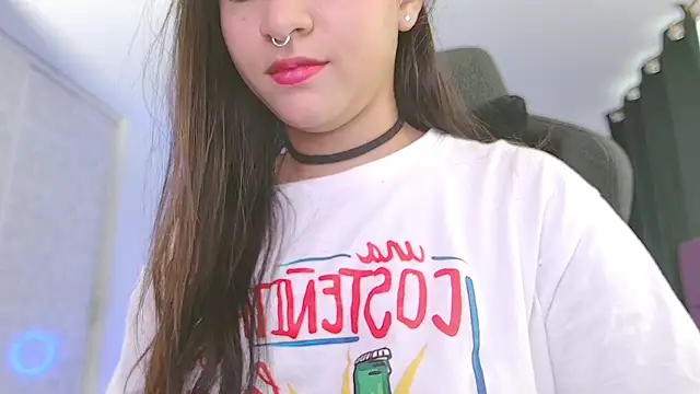 Lucy Fer5 online show from February 17, 7:20 pm