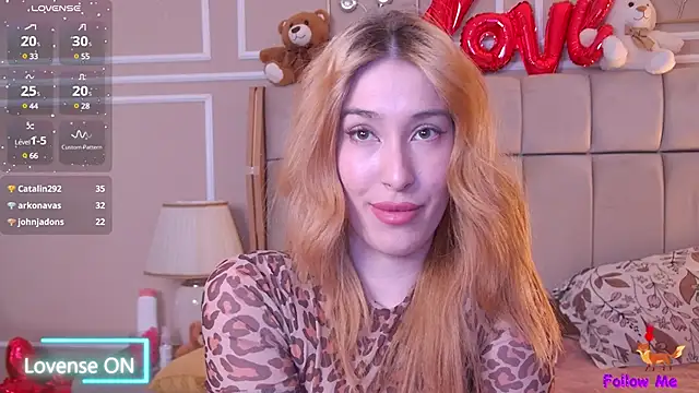 SerenaBennet online show from February 25, 8:30 pm