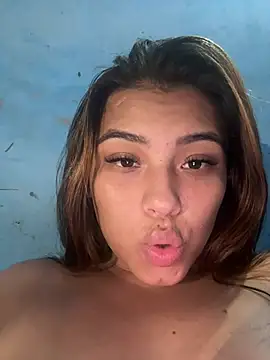 Snapshot of Ceninth chatting on December 21, 12:42 am Ceninth online show from December 21, 12:42 am