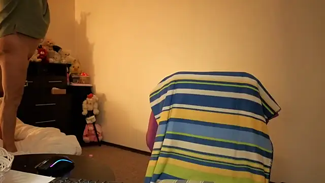 YourDreamLoverr online show from November 30, 12:36 am