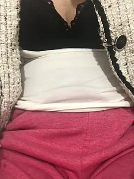 MLEM99HONEY online show from January 6, 7:02 pm