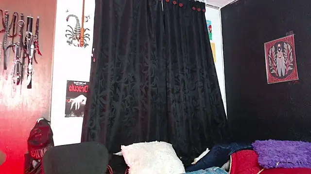 Snapshot of niakat_ chatting on March 11, 4:32 am niakat  online show from March 11, 4:32 am