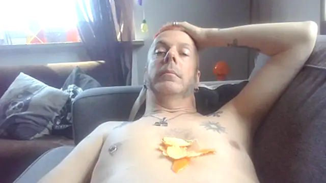 SHARPSkinhead online show from May 14, 12:56 pm