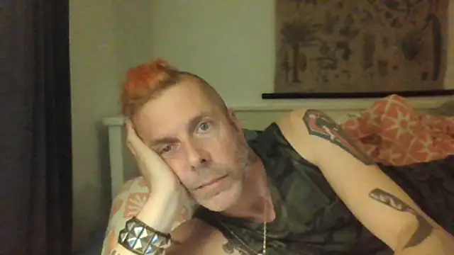 SHARPSkinhead online show from May 22, 8:58 pm