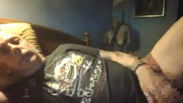 SHARPSkinhead online show from June 18, 10:03 pm