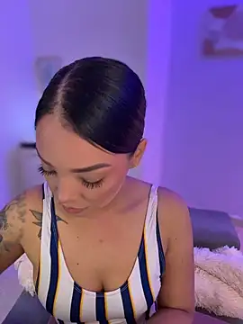 Sara LipsX online show from February 28, 1:28 am