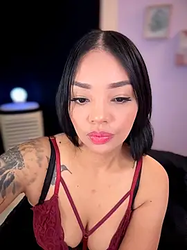 Sara LipsX online show from March 4, 2:17 am