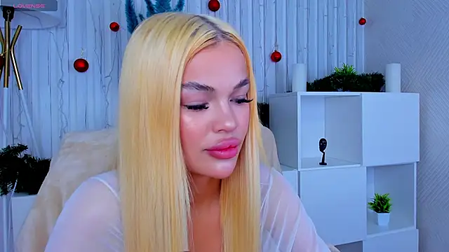 Snapshot of Angel_Sapphire_ chatting on January 26, 9:19 am Angel Sapphire online show from January 26, 9:19 am