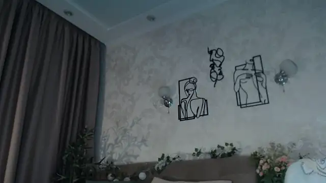 Snapshot of Emilly_angel chatting on March 3, 7:09 pm Emilly angel online show from March 3, 7:09 pm