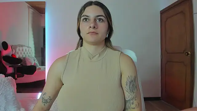 AtheneaRossi online show from February 27, 12:43 am