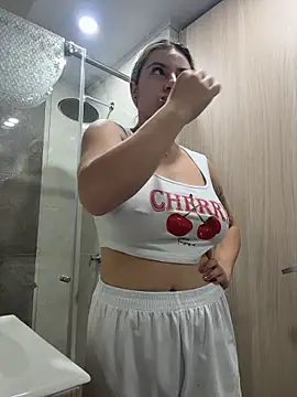 AtheneaRossi online show from March 12, 11:16 am