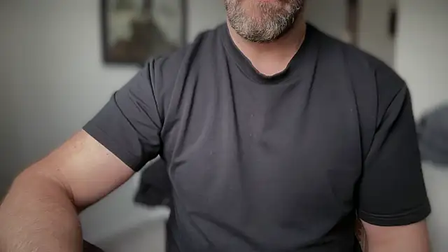 Snapshot of Mr_Beef chatting on March 9, 1:15 pm Mr Beef online show from March 9, 1:15 pm