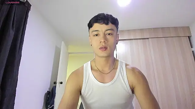 Sebastian-Dash online show from March 11, 12:05 am